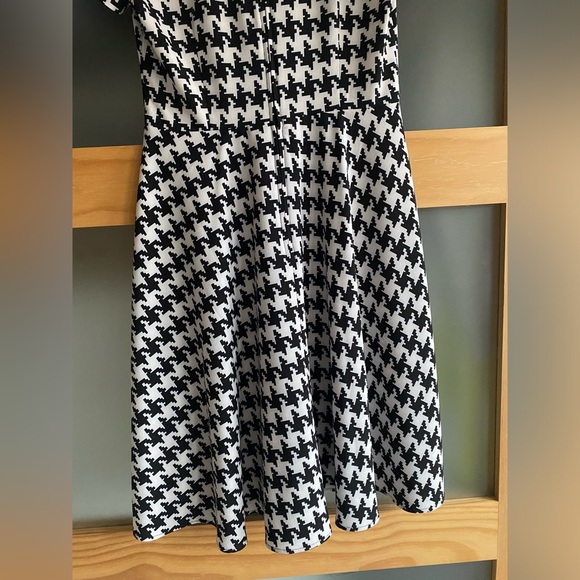 Hell Bunny Black & White Houndstooth Blake Mid Dress - Size S - NEW - Picture 12 of 15
